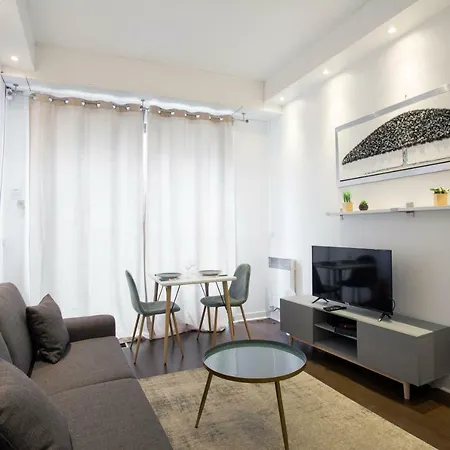 Appartamento Heart Of Jules Joffrin Parigi